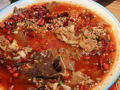 -半步颠小酒馆(繁花中心)