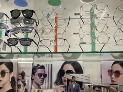 -利客来眼镜店(崂山百货店)