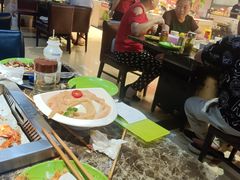 -新艺自助美食城(中山路店)
