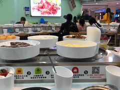 自助取餐区-咕叽咕叽自助烤肉小火锅(西城广场购物中心店)