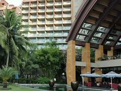 -三亚湾海居铂尔曼度假酒店