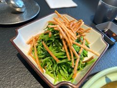 热拌撒子豆苗-锦荟JINHUI·浙江小馆(上海荟聚店)