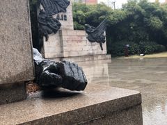 -上海市龙华烈士陵园