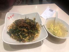 开洋葱油拌面-东泰祥生煎馆(重庆北路店)