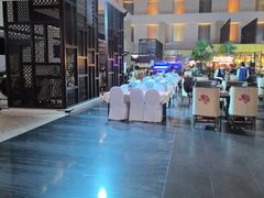 -朗丽兹自助餐厅