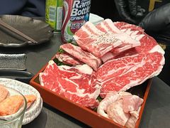 -铭牛烧肉·和牛海鲜自助(高新月牙湖店)