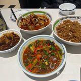 完全可以不尝试！这个菜的定位让我想起绿茶的冰淇淋面包