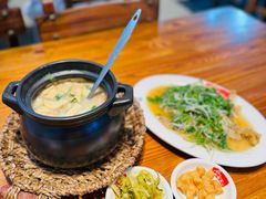 -皮蛋弟砂锅店(总店)