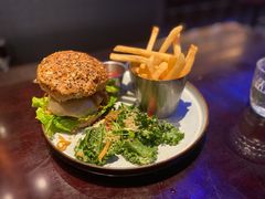 烧烤蘑菇汉堡-blue frog蓝蛙(长泰广场店)