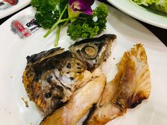 烤三文鱼头-青瓦餐厅·生鱼片·韩园烤肉(西塔店)