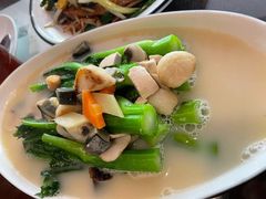 上汤广东菜心-皇后餐厅-煲仔·小菜·打边炉(古北店)