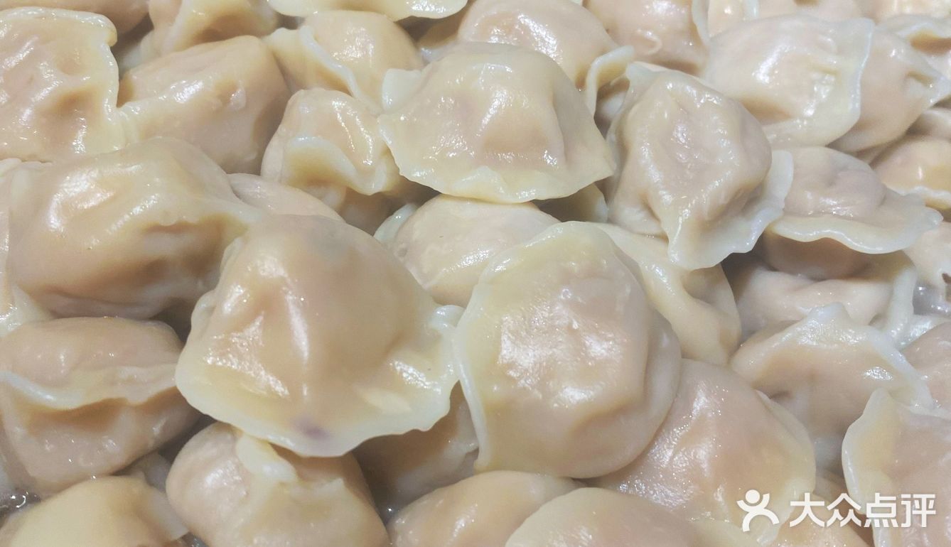 狐狸爱上椰子鸡我们一起吃饺子🥟