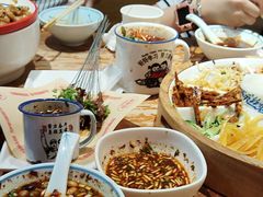 -怪噜范·老贵阳街头名小吃(鸿通城店)