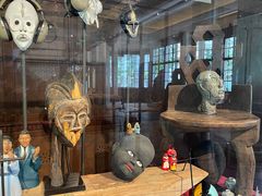 -Nathalie Djurberg与Hans Berg“牛皮纸包裹的月亮”-Prada荣宅当季展览