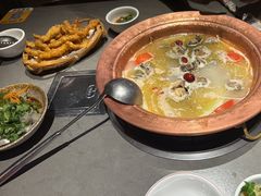 -阿婆情腊排骨火锅·野生菌季(古城旗舰店)