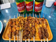 -乡村馕坑肉·烧烤·新疆菜·本地人更爱吃(阿勒泰首店)