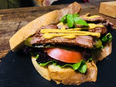 -HIGH FIVE哈福手工汉堡(桂林路店)