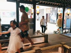 -佬麻雀·新湘菜(珠海金发购物中心店)