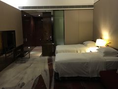 -广州天河希尔顿酒店