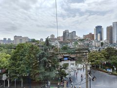 -包整·丝娃娃(一览甲秀楼风景店)