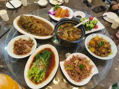-悠然爱空间高尔夫温泉别墅轰趴馆(思念果岭店)