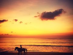 -金巴兰海滩烛光bbq