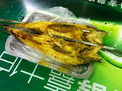 -布尔津河堤夜市