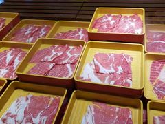-四囍码头海鲜烧烤自助火锅(外滩南京东路悦荟广场店)