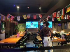 -京狮炙燥·精酿烧烤(首经贸店)