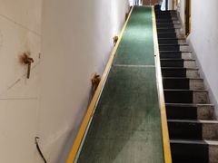 -美立方自助仓(新华医院店)