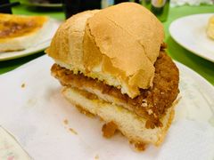 猪扒包-胜利茶餐室