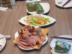 -六泰居·尔滨地标·东北菜(泰山路店)