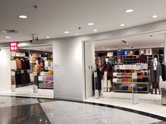 -优衣库(上海正大广场店)