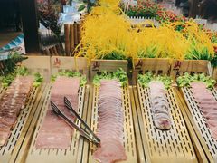 -新艺自助美食城(中山路店)