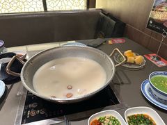 -捞王锅物料理(上海世茂广场店)