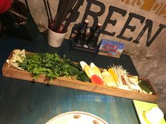 蔬菜拼盘-姑妈嫁妆涮羊排专业火锅(中央大街一店)