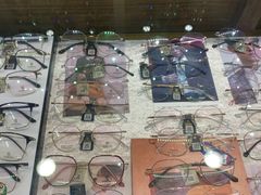 -广州宝岛眼镜武汉和光眼镜市场西区店
