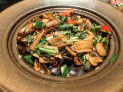 -云海肴·汽锅鸡·云南菜(浦江欢乐颂店)