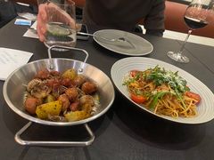 -théATRE茶聚场·餐厅(环球金融中心店)