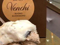 -VENCHI 闻绮(北京国贸商城店)