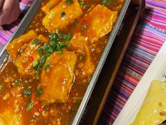 -香巴拉云南餐厅(华莱坞店)