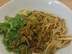 -王拐拐热干面·武汉三鲜豆皮(徐家汇店)