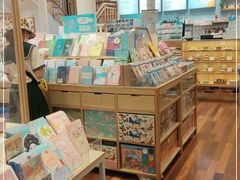 -猫的天空之城概念书店(杭州南宋御街店)