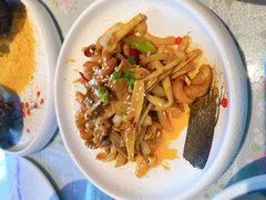 -忘忧草融合私房菜(红鼎国际店)