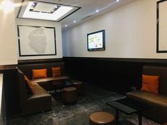 -英皇UA电影城(虹桥天地店)