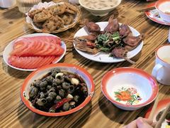 -冶建镜子·老南昌大排档·江西虾王(总店)