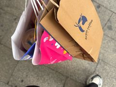 -瑞幸咖啡（浙江树人大学店(校外勿点)