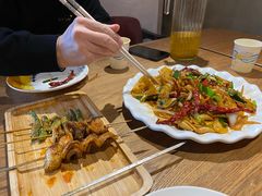 -小河公主秘制烤羊腿(小绿谷店)
