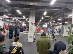 -FIGHTMAN格斗俱乐部(长宁临空店)