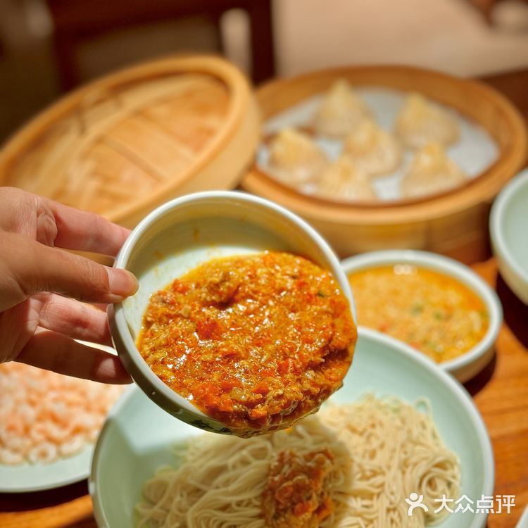 天呢～蟹黄面怎么这么好吃！